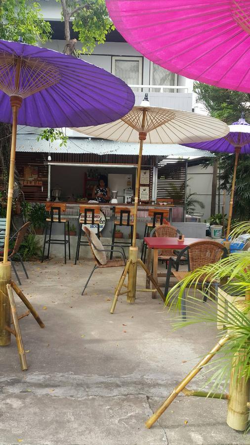 Hostel 999 Triplenine Chiangmai Chiang Mai Exterior foto