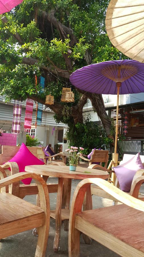 Hostel 999 Triplenine Chiangmai Chiang Mai Exterior foto